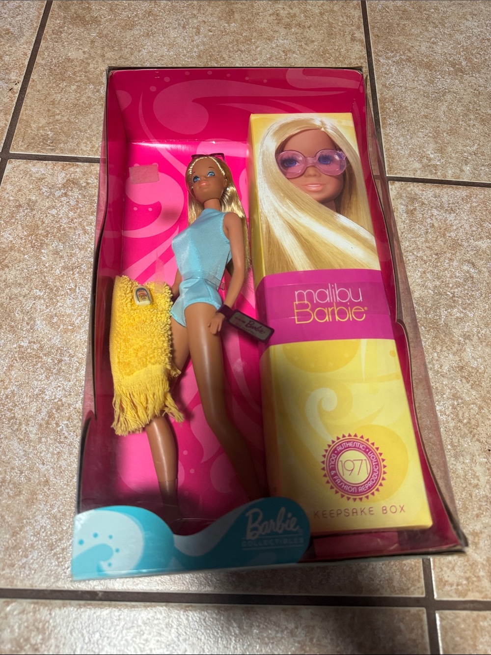Barbie Malibu Doll Collector Edition 2001